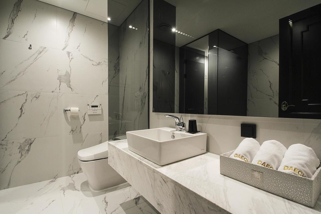 Hotel Cullinan Daechi Seoul Bagian luar foto