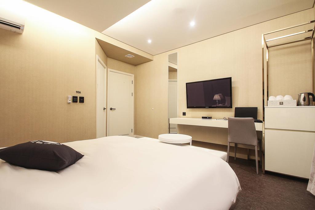 Hotel Cullinan Daechi Seoul Bagian luar foto