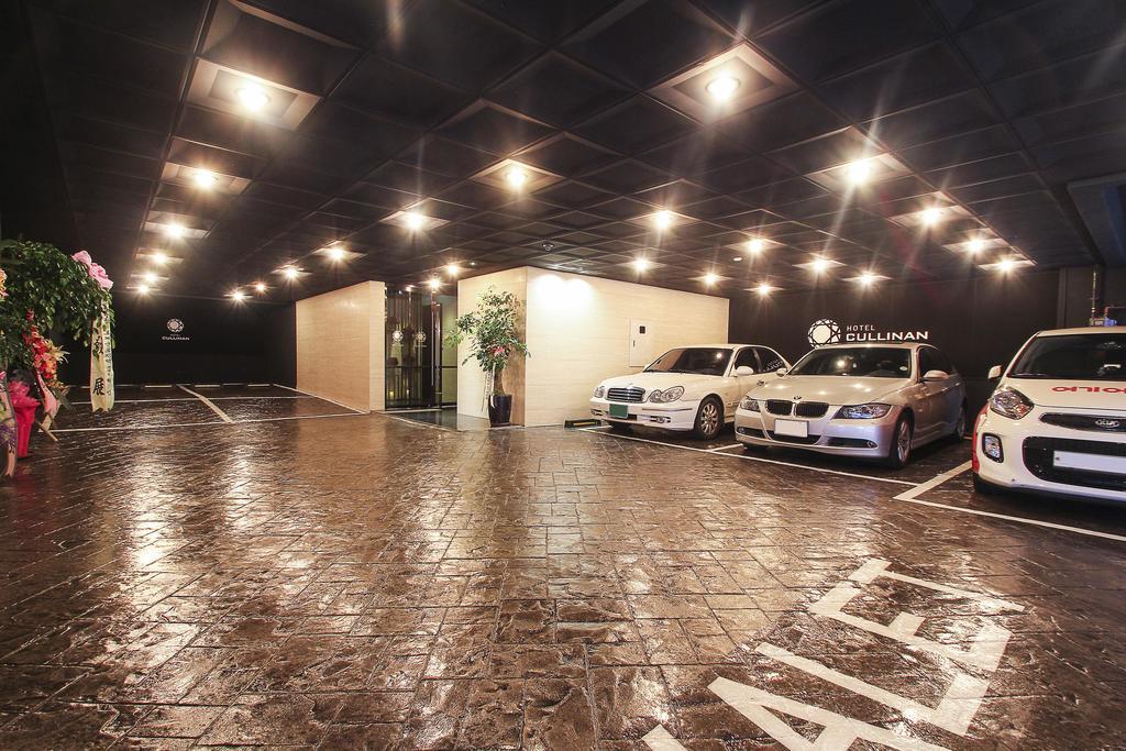 Hotel Cullinan Daechi Seoul Bagian luar foto